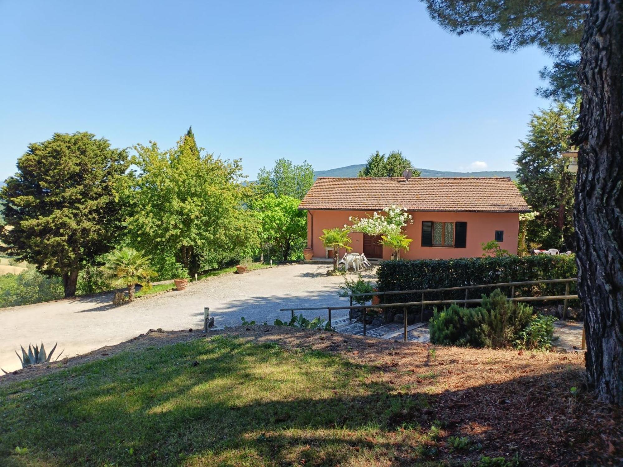 Agriturismo La Manonera Montepulciano Exterior photo